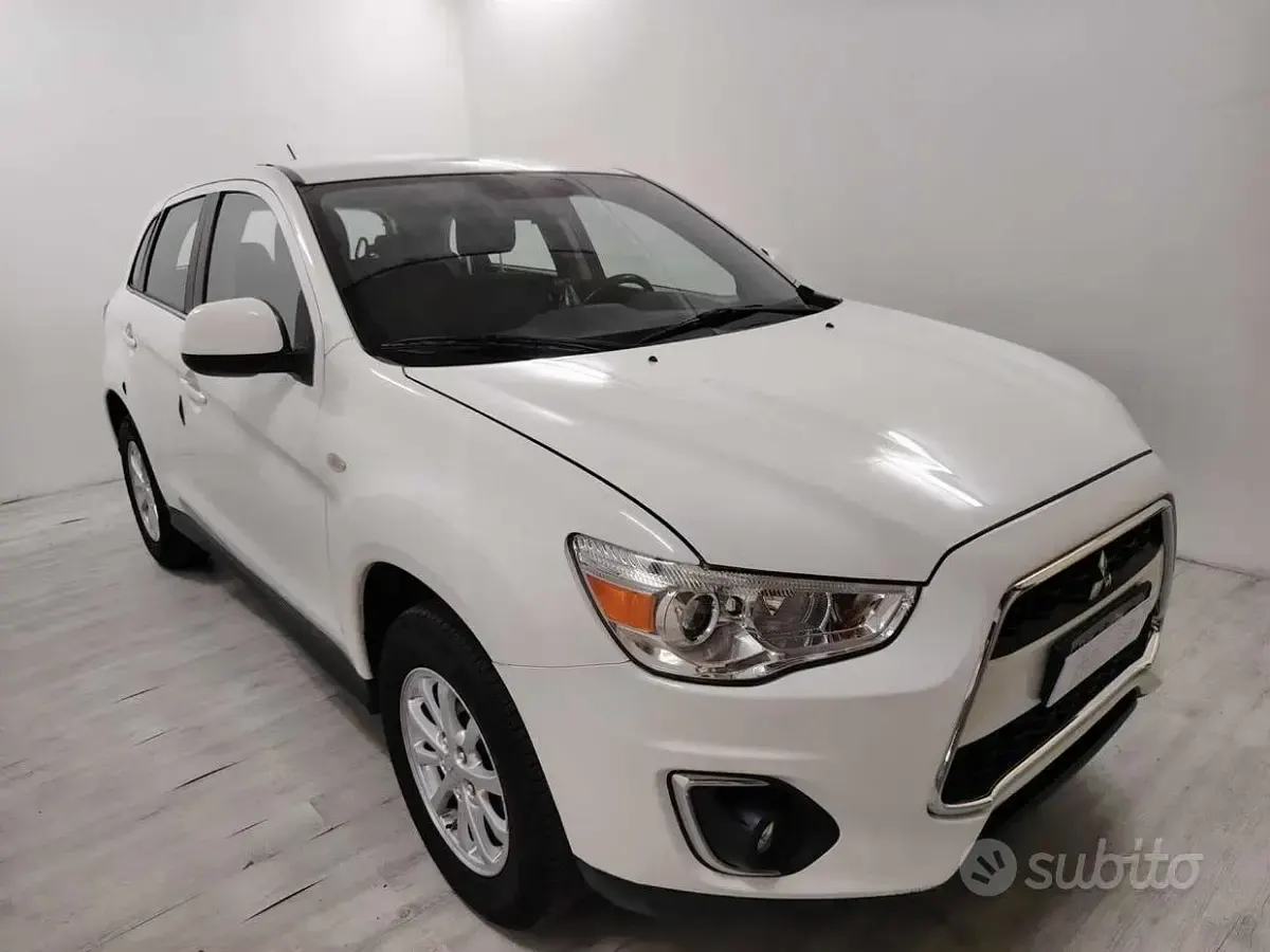Usata Mitsubishi ASX Invite 116 CV (85 kW) 2015 Bianco SUV