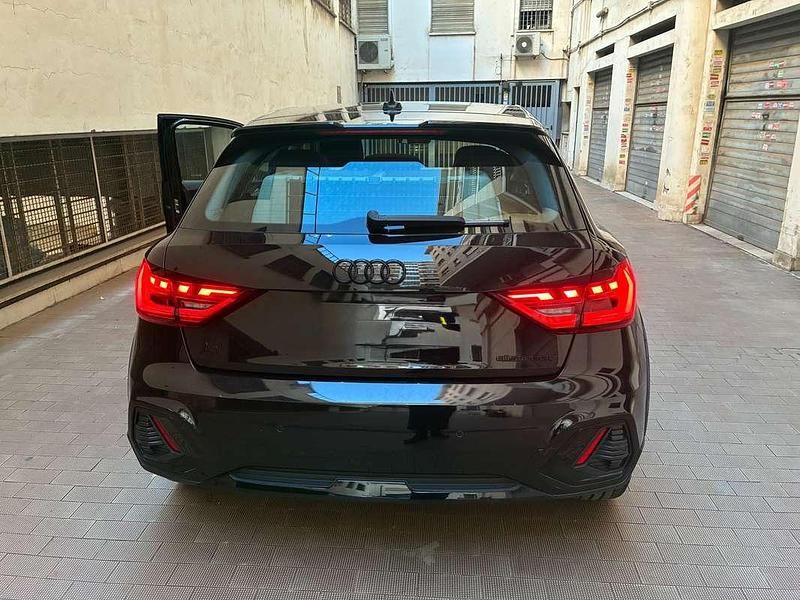 Usata Audi A1 Ambiente 110 CV (80 kW) 2022 Nero SUV