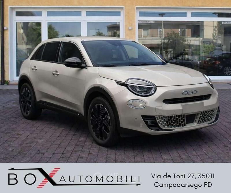 Usata Fiat 600 La Prima 101 CV (74 kW) 2025 Other SUV