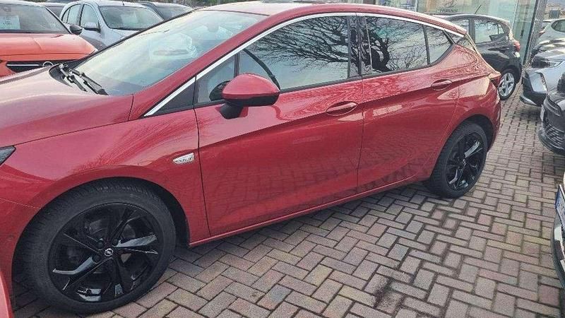 Usata Opel Astra Business Elegance 122 CV (89 kW) 2020 Bordeaux Berlina