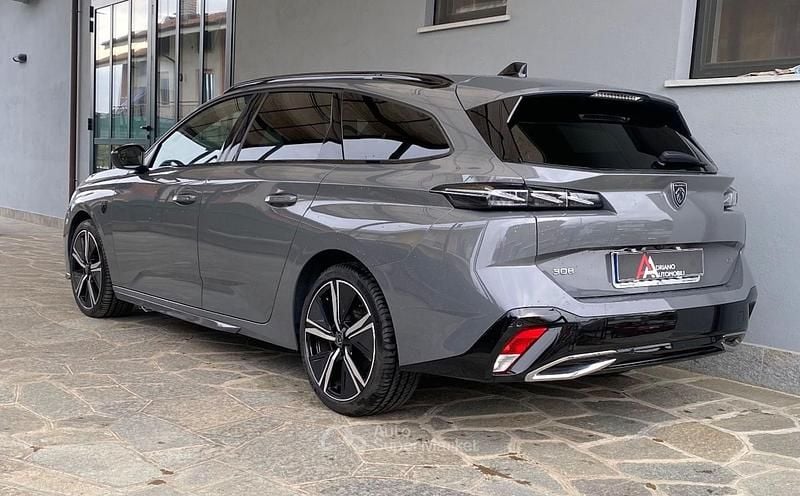 Usata Peugeot 308 GT 131 CV (96 kW) 2024 Nero Station wagon
