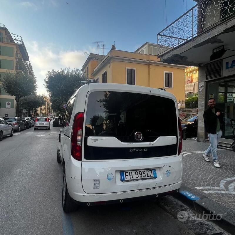 Usata Fiat Doblò 103 CV (75 kW) 2017 Bianco Monovolume