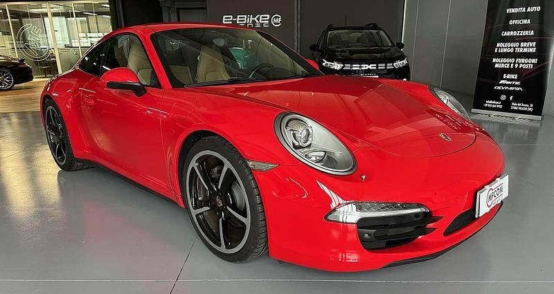 Usata Porsche 911 Carrera 4 349 CV (256 kW) 2014 Rosso Coupé