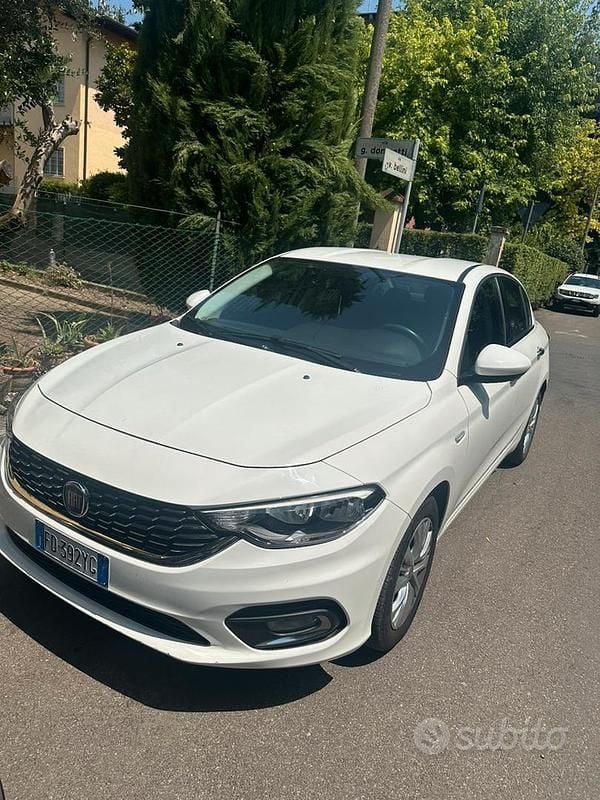 Bianco Usata 2017 Fiat Tipo Tre volumi | 6900 € (Super prezzo) - Immagine 1/4