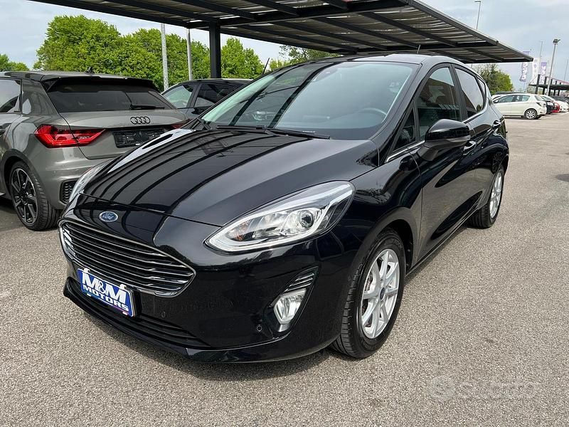 Begagnad Ford Fiesta Titanium S 125 HK (91 kW) 2020 Svart Halvkombi