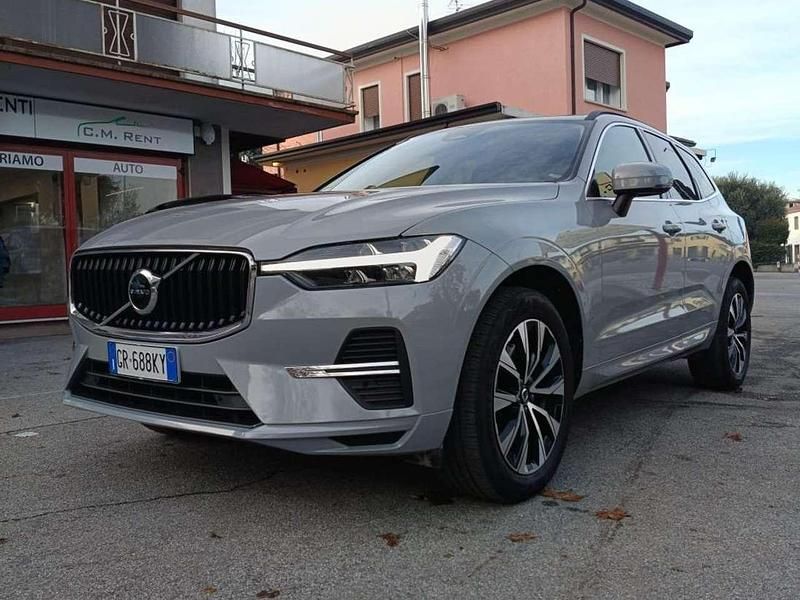 Grigio Usata 2024 Volvo XC60 Core SUV | 35.900 € (Super prezzo) - Immagine 1/4