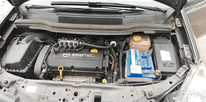 Usata Opel Zafira 140 CV (102 kW) 2010 Grigio Monovolume