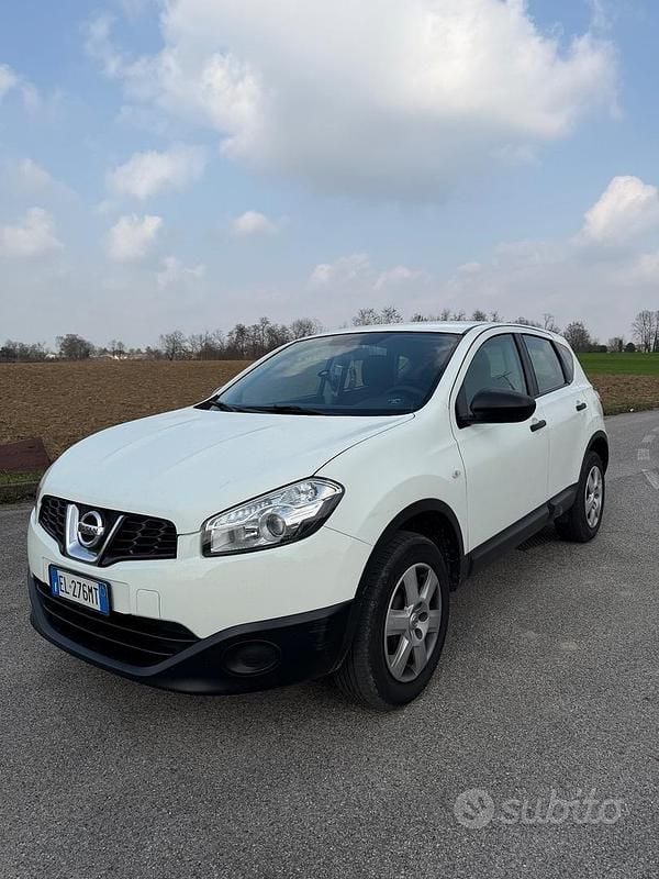 Usata Nissan Qashqai Tekna 110 CV (80 kW) 2012 Bianco SUV