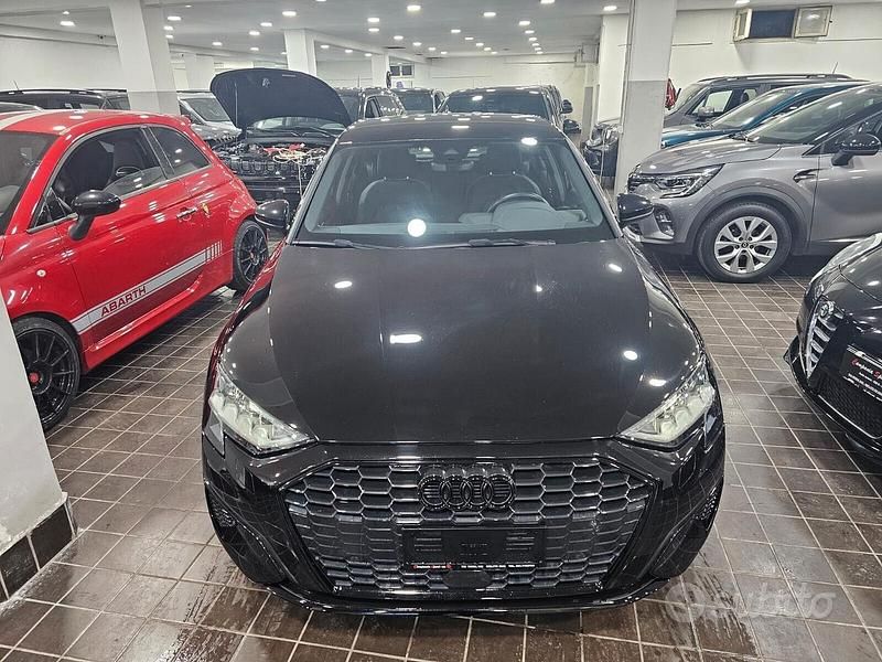 Begagnad Audi A3 S-Line 150 HK (110 kW) 2023 Svart Sedan