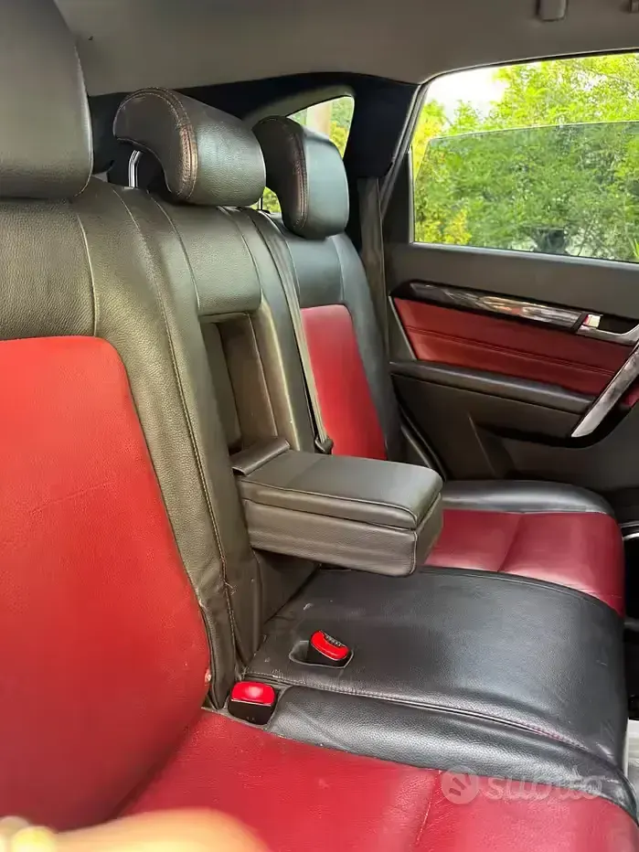 Usata Chevrolet Captiva 150 CV (110 kW) 2008 Nero SUV