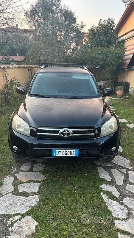 Usata Toyota RAV4 177 CV (130 kW) 2009 Nero SUV