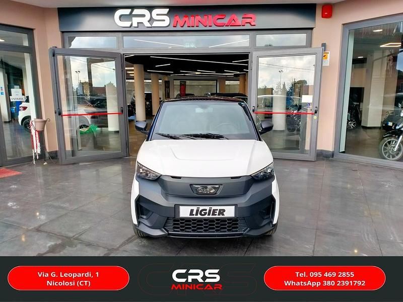 Bianco Nuova 2025 Ligier JS50 Due volumi | 16.390 € (Buon prezzo) - Immagine 1/4