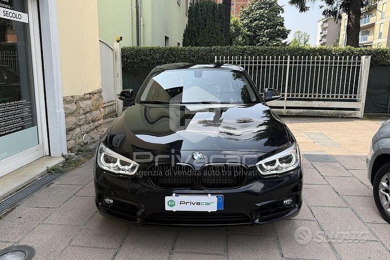 Usata BMW 118 Sport Line 150 CV (110 kW) 2019 Nero Utilitaria