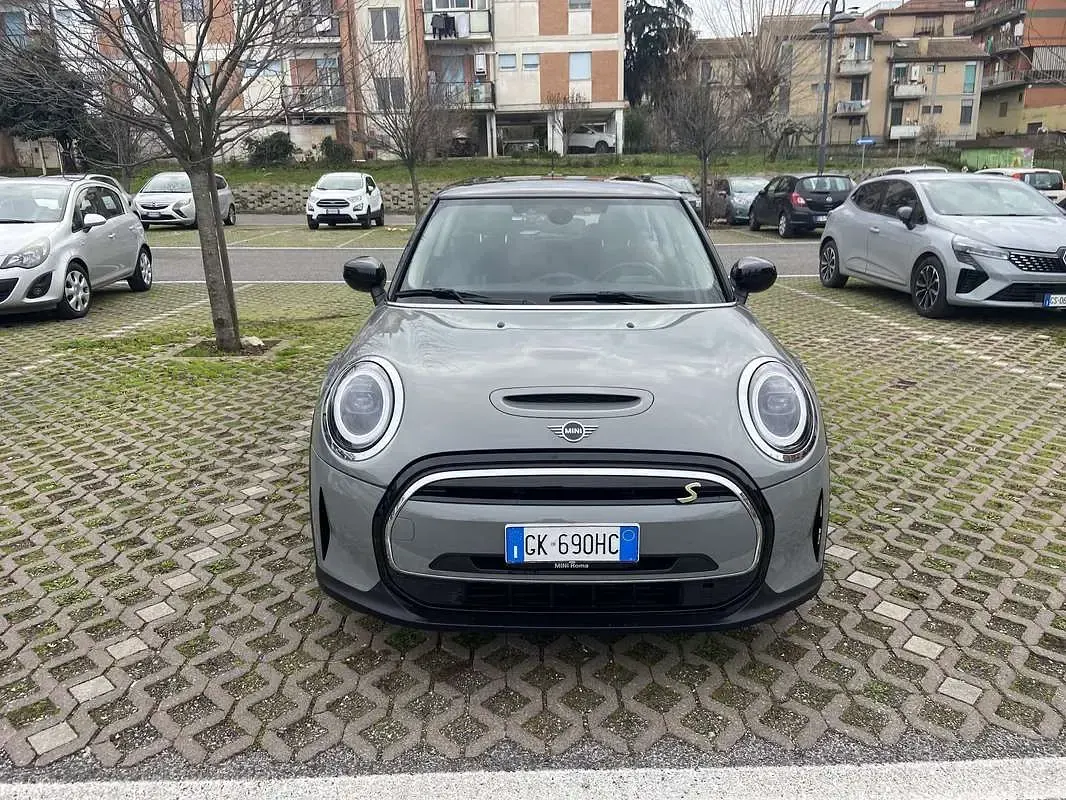Usata Mini Cooper SE 75 kW (102 CV) 2022 Utilitaria