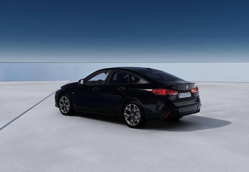 Nuova BMW 218 M Sport 150 CV (110 kW) 2025 Black sapphire Coupé
