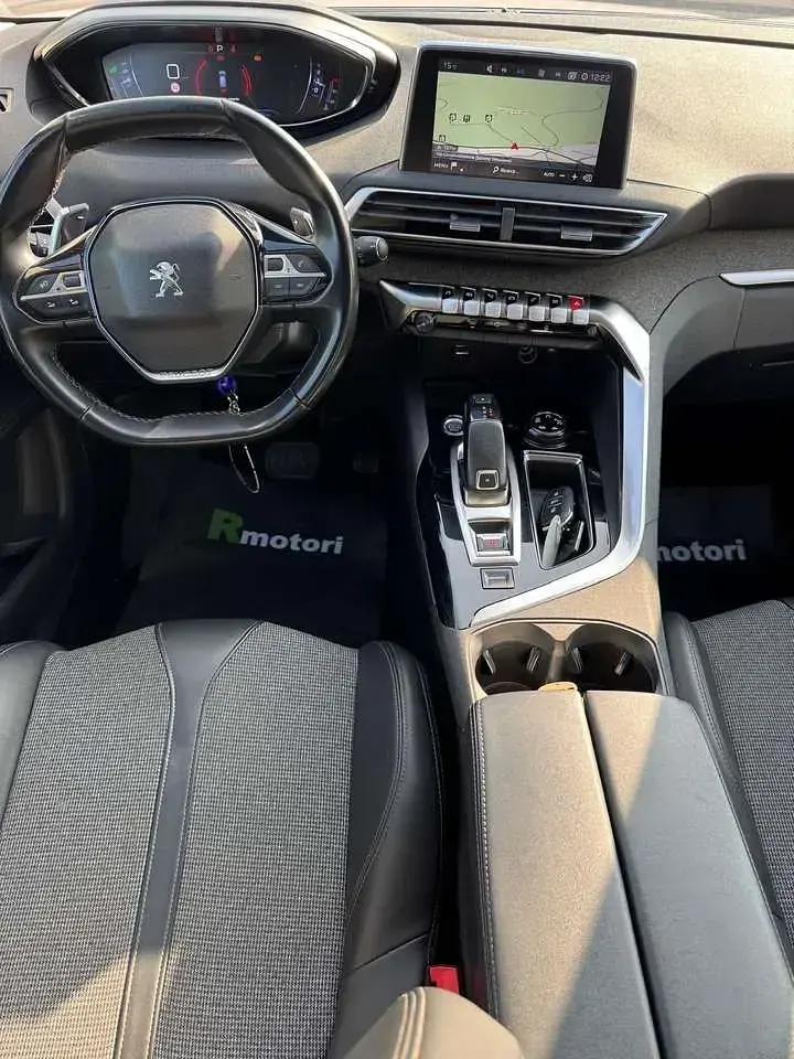 Usata Peugeot 3008 Allure 131 CV (96 kW) 2018 Bianco SUV