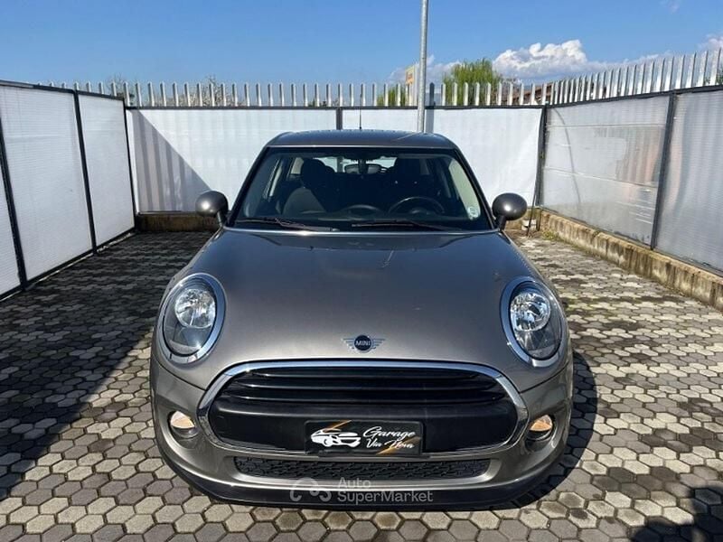 Usata Mini One Clubman Business 95 CV (69 kW) 2019 Gray Station wagon