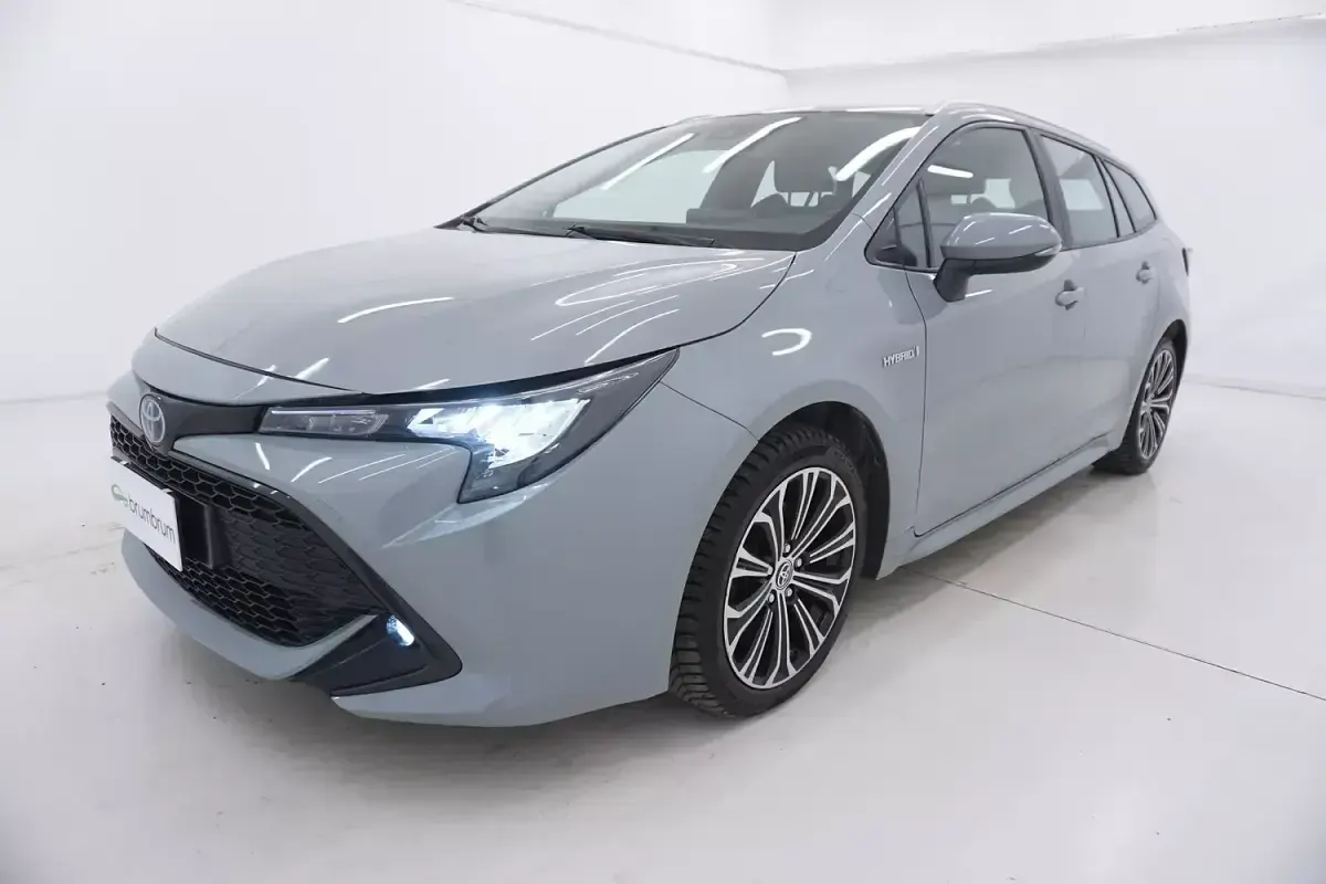 Usata Toyota Corolla Business Edition 184 CV (135 kW) 2021 Grigiogrigio Station wagon