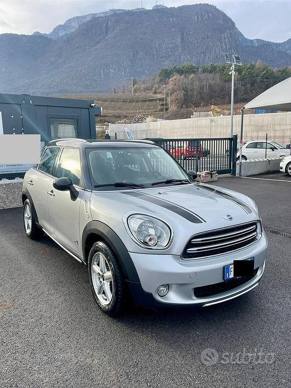 Grigio Usata 2015 Mini Cooper Countryman SUV | 12.900 € (Molto cara) - Immagine 1/4