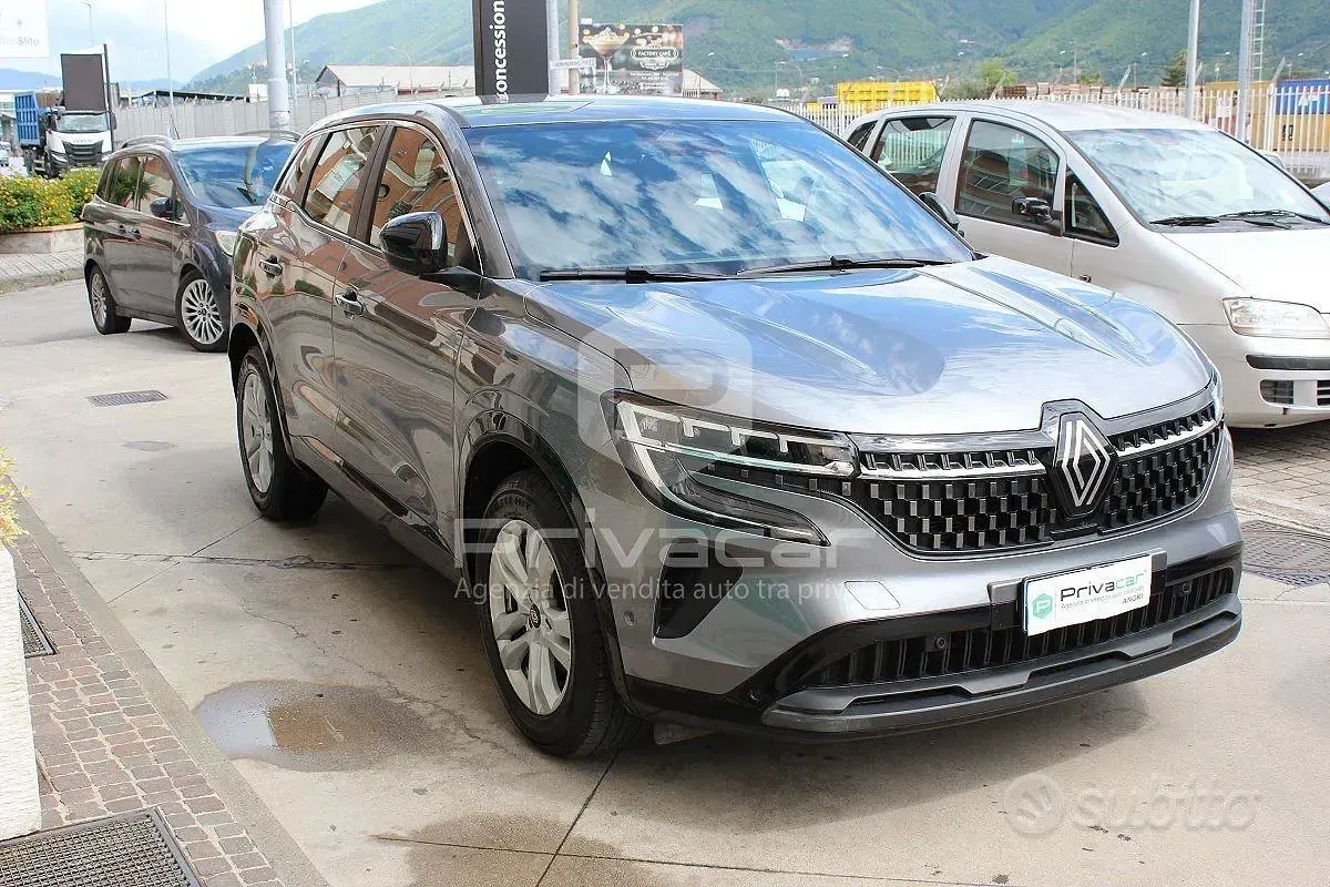 Usata Renault Austral 131 CV (96 kW) 2023 Grigio SUV