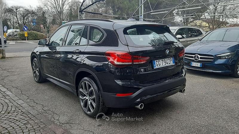 Usata BMW X1 Advantage 190 CV (139 kW) 2021 Nero SUV