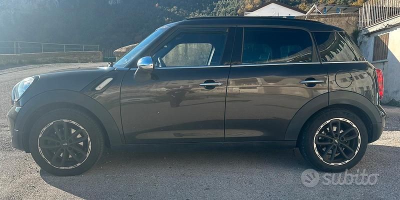 Usata Mini Countryman 90 CV (66 kW) 2016 Grigio SUV