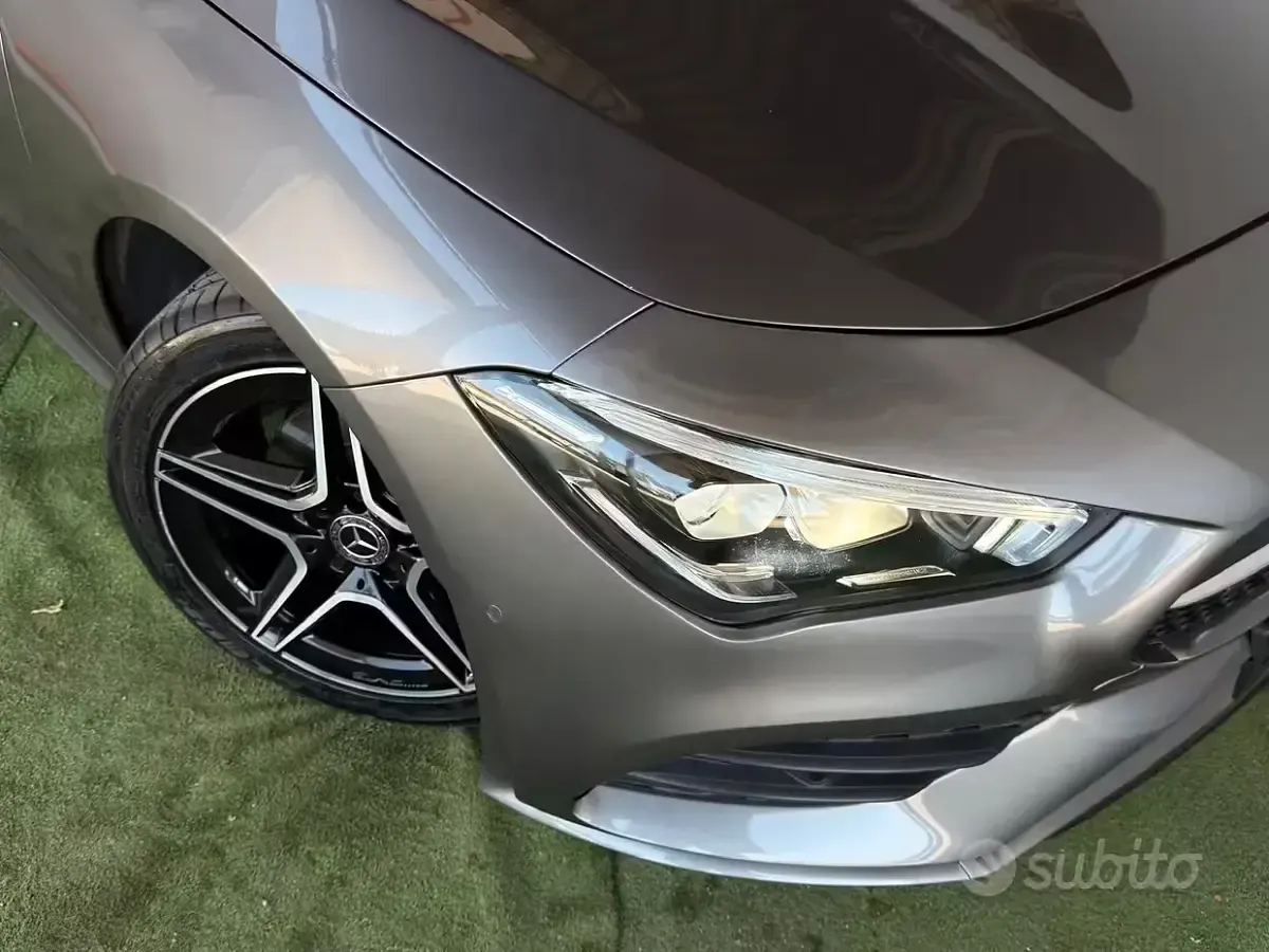 Usata Mercedes CLA180 Premium 116 CV (85 kW) 2021 Grigio Coupé