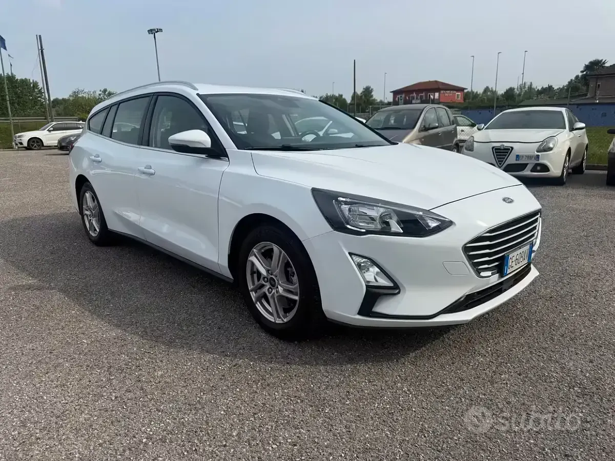 Usata Ford Focus Business Edition 120 CV (88 kW) 2021 Bianco Station wagon