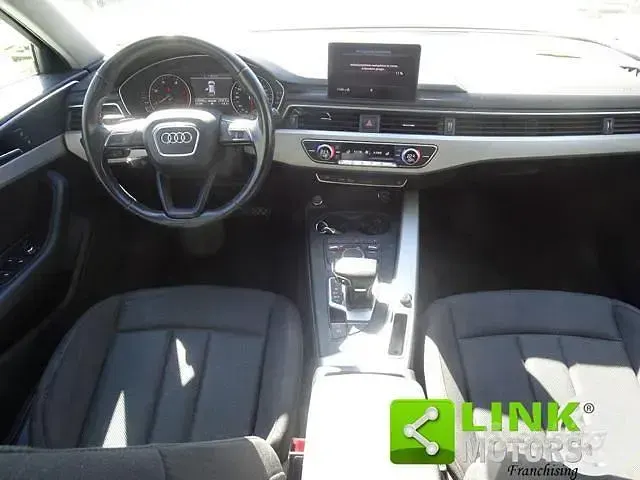 Occasion Audi A4 S-Line 150 PK (110 kW) 2019 Wit Stationwagen