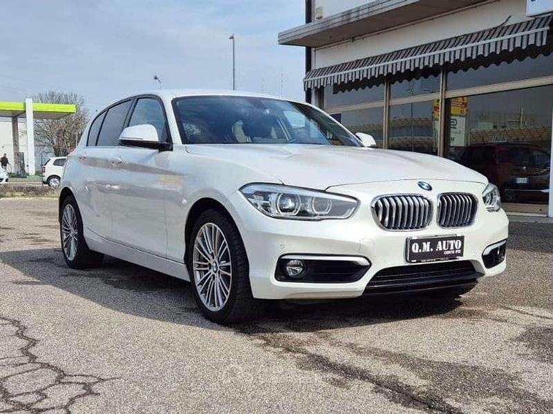Usata BMW 120 190 CV (139 kW) 2019 Bianco perla Utilitaria