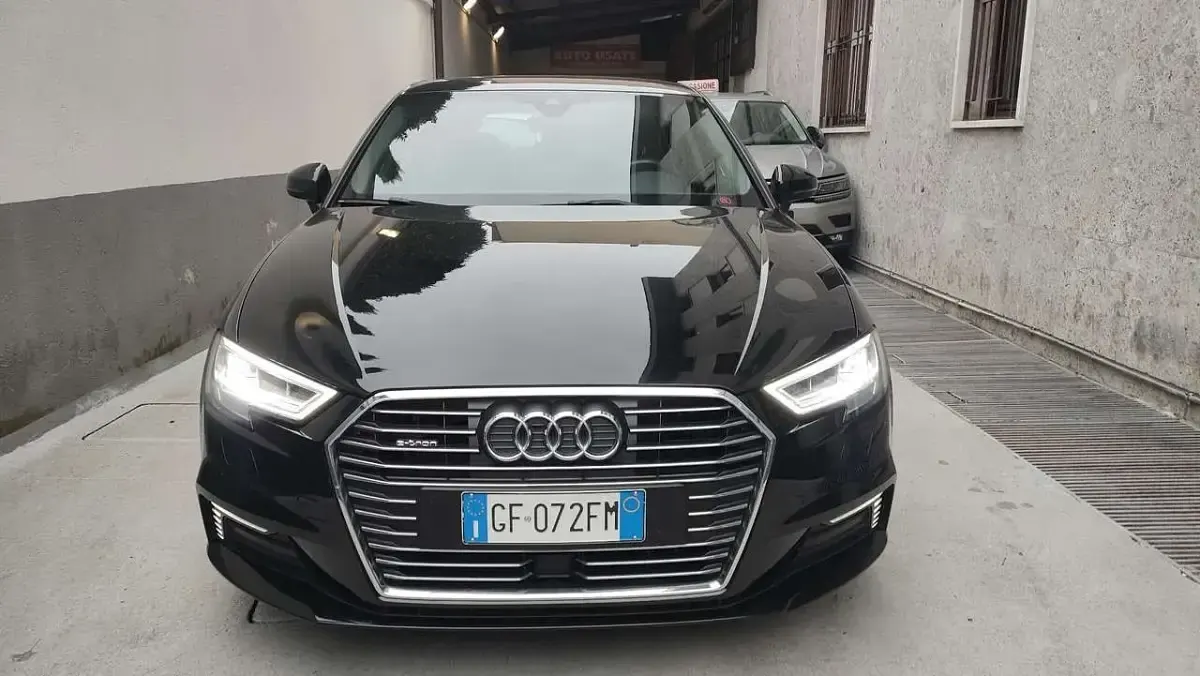 Usata Audi A3 Sportback e-tron Ambiente 150 CV (110 kW) 2017 Nero Utilitaria