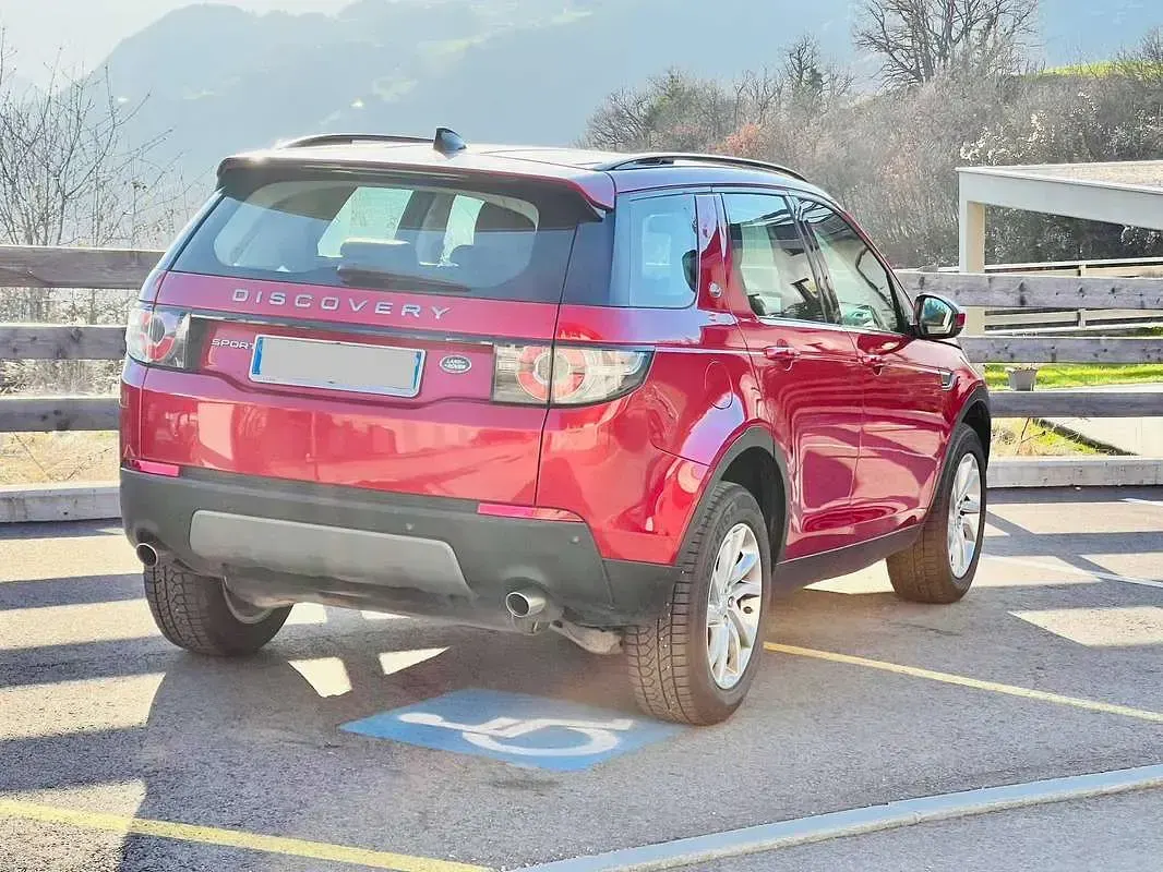 Usado Land Rover Discovery Sport Pure 150 HP (110 kW) 2018 Vermelho SUV