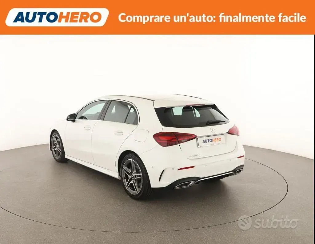 Usata Mercedes A200 AMG line 150 CV (110 kW) 2023 Bianco Berlina