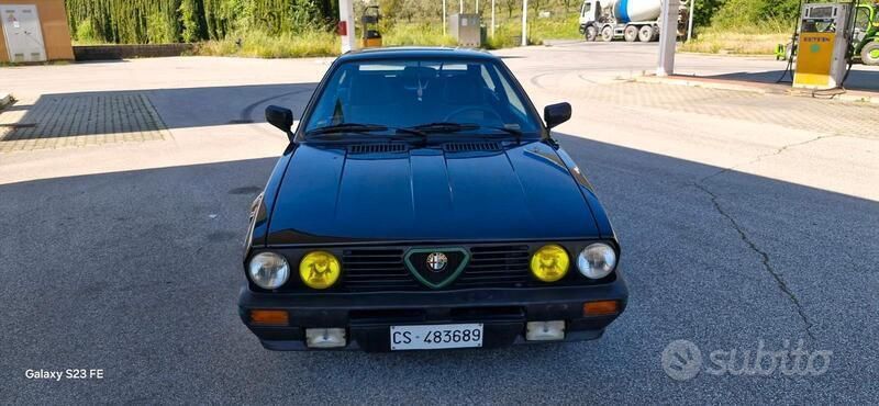 Nero Usata 1983 Alfa Romeo Alfasud Quadrifoglio Verde Due volumi | 15.000 € - Immagine 1/4