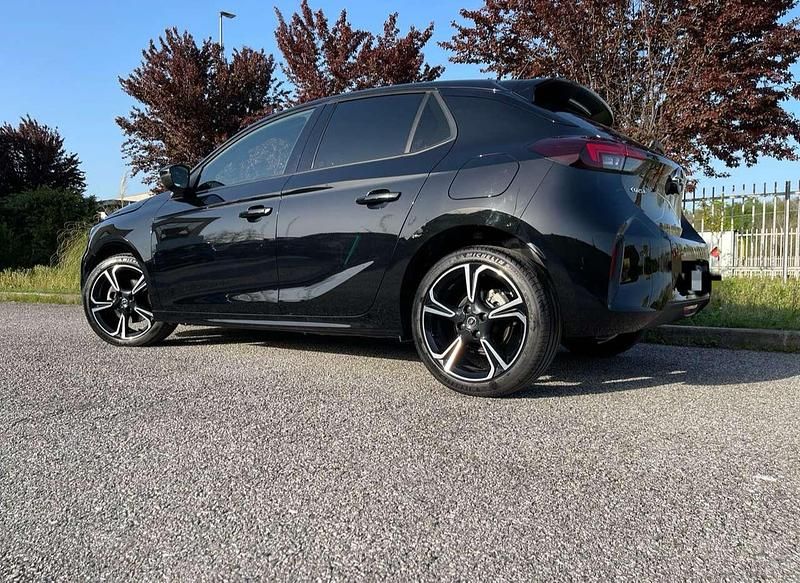 Usata Opel Corsa S 101 CV (74 kW) 2023 Other Utilitaria