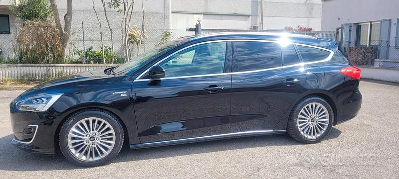 Usata Ford Focus Vignale 120 CV (88 kW) 2019 Nero Station wagon