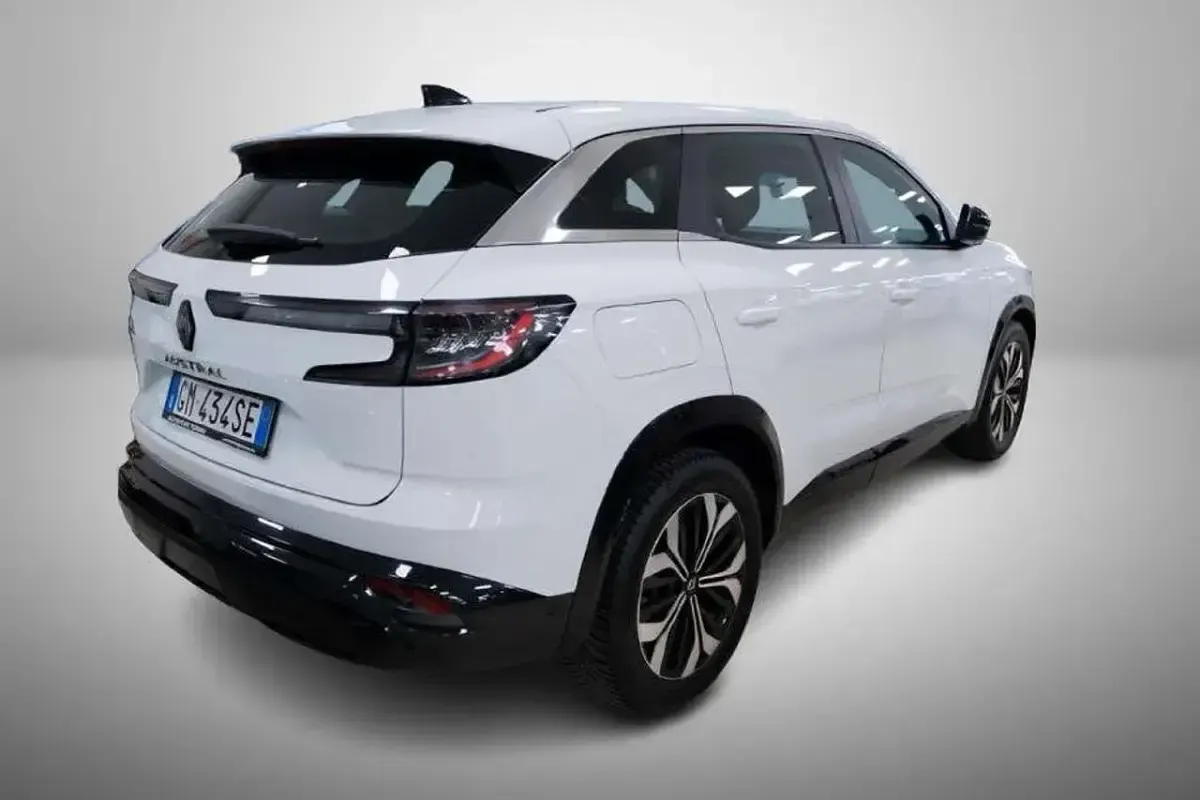 Usata Renault Austral Equilibre 131 CV (96 kW) 2023 Other SUV