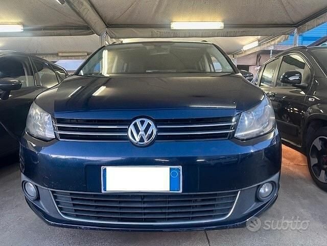 Usata VW Touran 110 CV (80 kW) 2012 Blu Monovolume