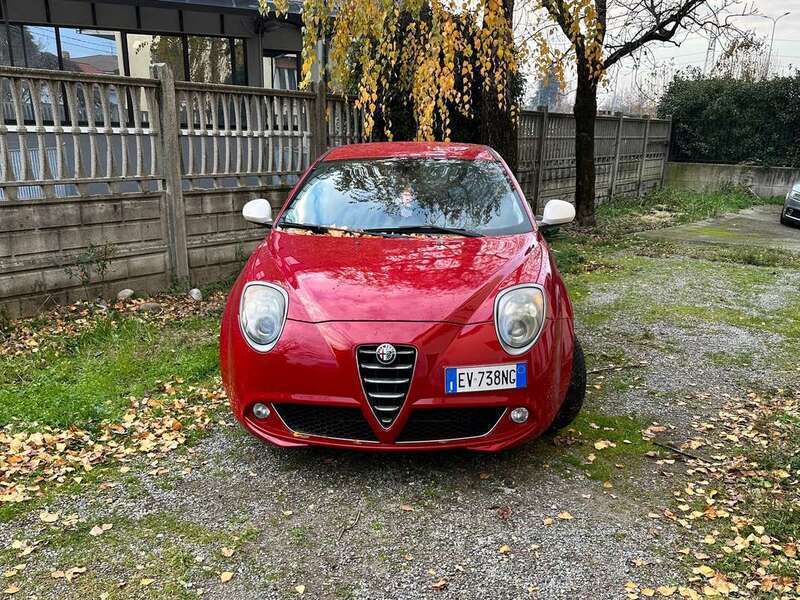 Usato 2014 Alfa Romeo MiTo 0.9 Benzin 105 CV (5.500 €)