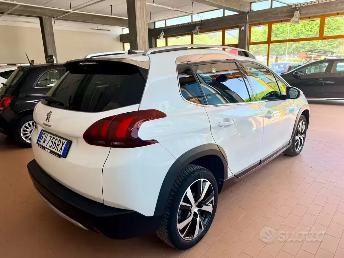Usata Peugeot 2008 110 CV (80 kW) 2019 Bianco SUV