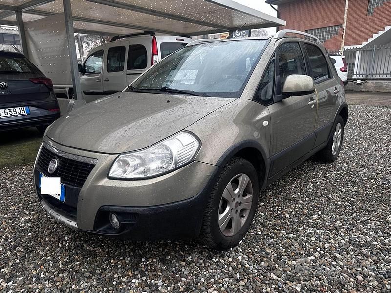 Other Usata 2009 Fiat Sedici Emotion SUV | 4900 € (Buon prezzo) - Immagine 1/4