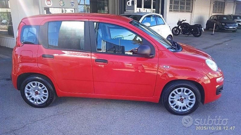 Usata Fiat Panda S 70 CV (51 kW) 2021 Rosso Utilitaria
