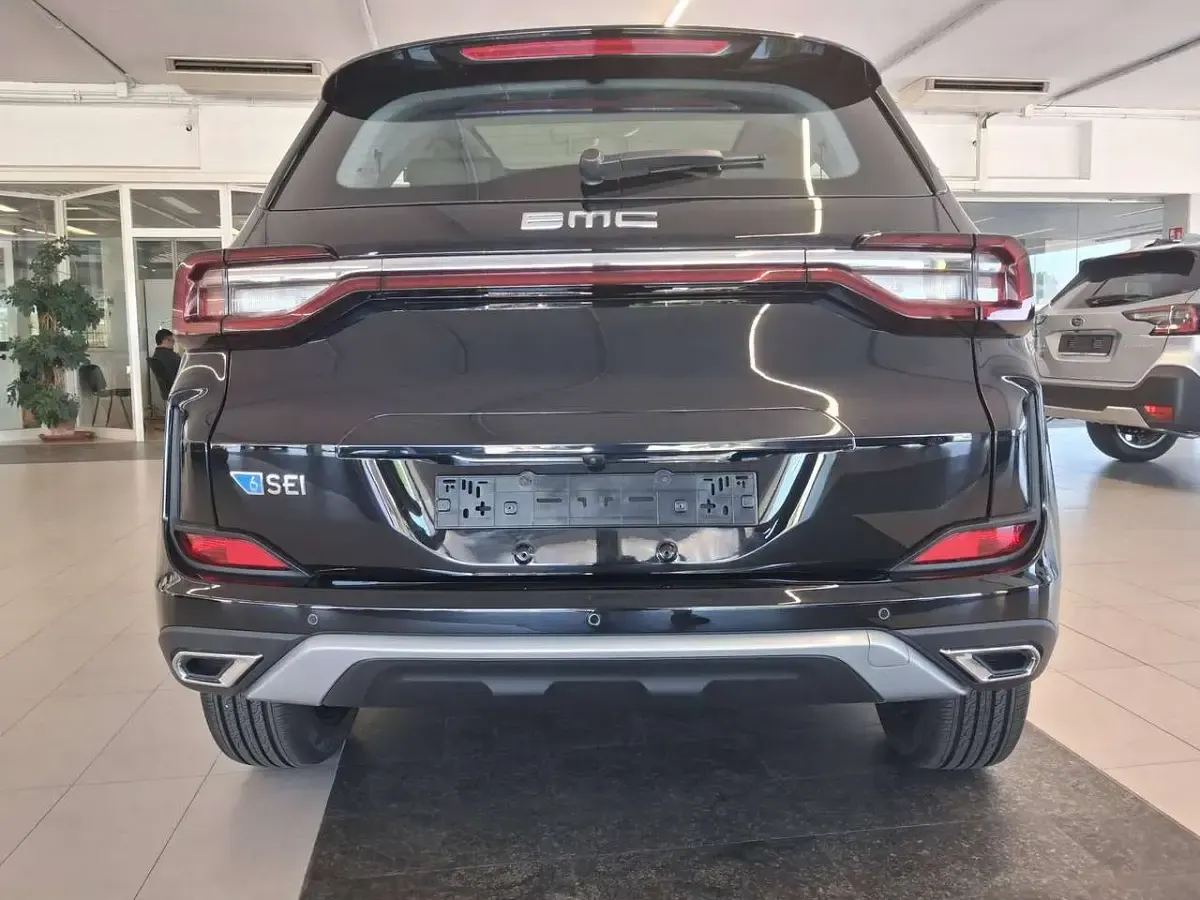 Nuova EMC SEI 147 CV (108 kW) 2026 Nero SUV