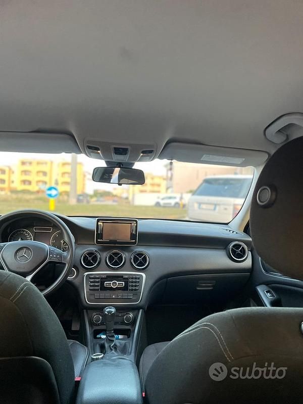 Usata Mercedes A180 Executive 109 CV (80 kW) 2013 Grigio Berlina