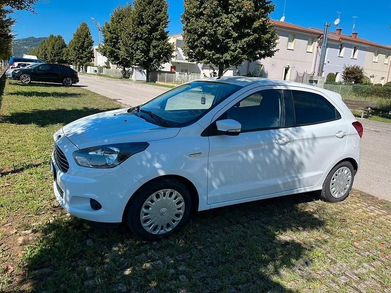 Begagnad Ford Ka Plus 86 HK (63 kW) 2018 Vit Halvkombi