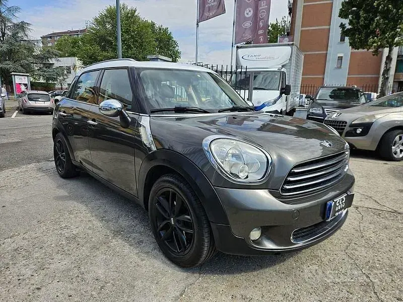 Usata Mini Cooper D Countryman 111 CV (81 kW) 2012 Grigio SUV