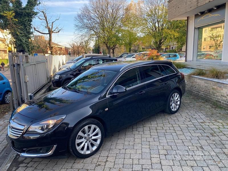 Usata Opel Insignia Business 163 CV (119 kW) 2014 Nero Station wagon