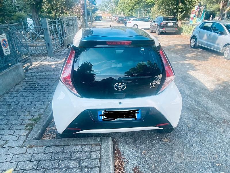 Usata Toyota Aygo 2016 Bianco Utilitaria