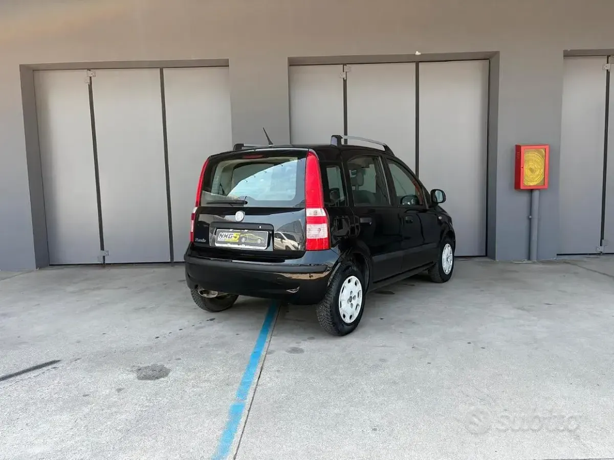 Usata Fiat Panda Dynamic 69 CV (50 kW) 2011 Nero Utilitaria