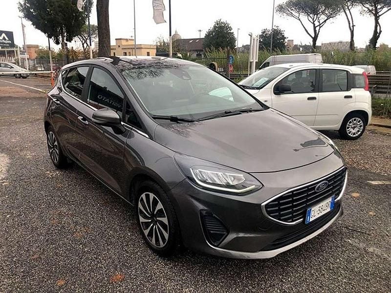 Usata Ford Fiesta 125 CV (91 kW) 2022 Grigio Berlina
